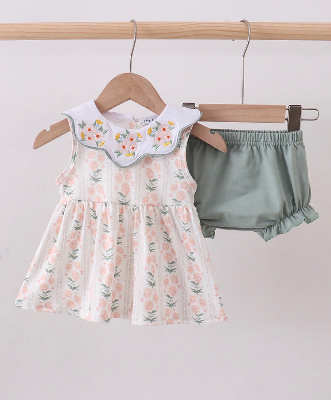 Sage Vines Embroidered Bloomer Set