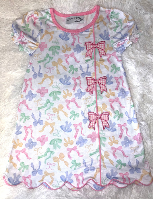 Doll baby scallop dress